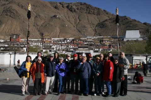 Tashilhunpo Monastery & group